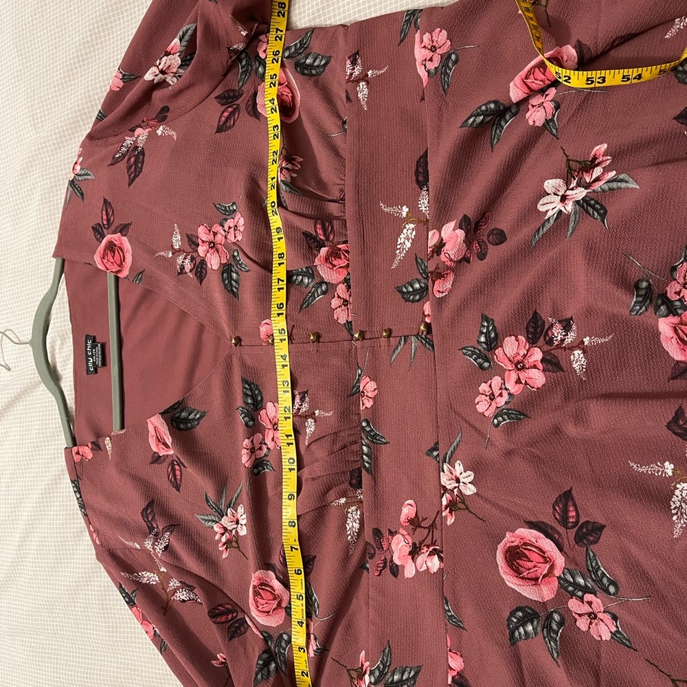Beautiful slimming City Chic blouse XXL/24 like new condition - Picture 13 of 16